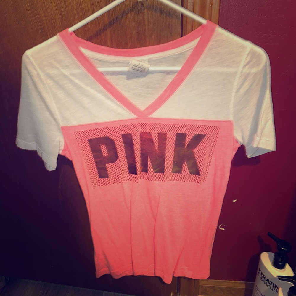 VS PINK shirt size small